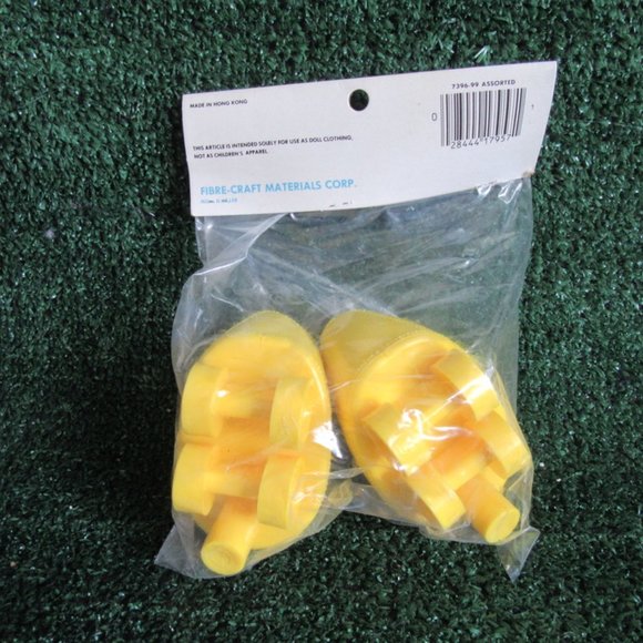 Toys New Vintage Fibrecraft Baby Doll Yellow Roller Skates Cabbage